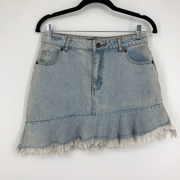 ROMEO & JULIET COUTURE Denim Mini Skirt - Picture 1 of 10